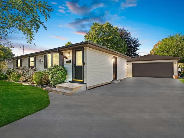 1026 S Fisk St, Green Bay, WI 54304