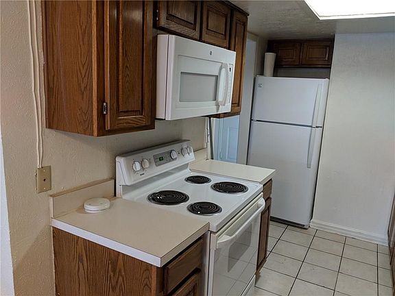 4th image of 5730 Martel Ave APT 116