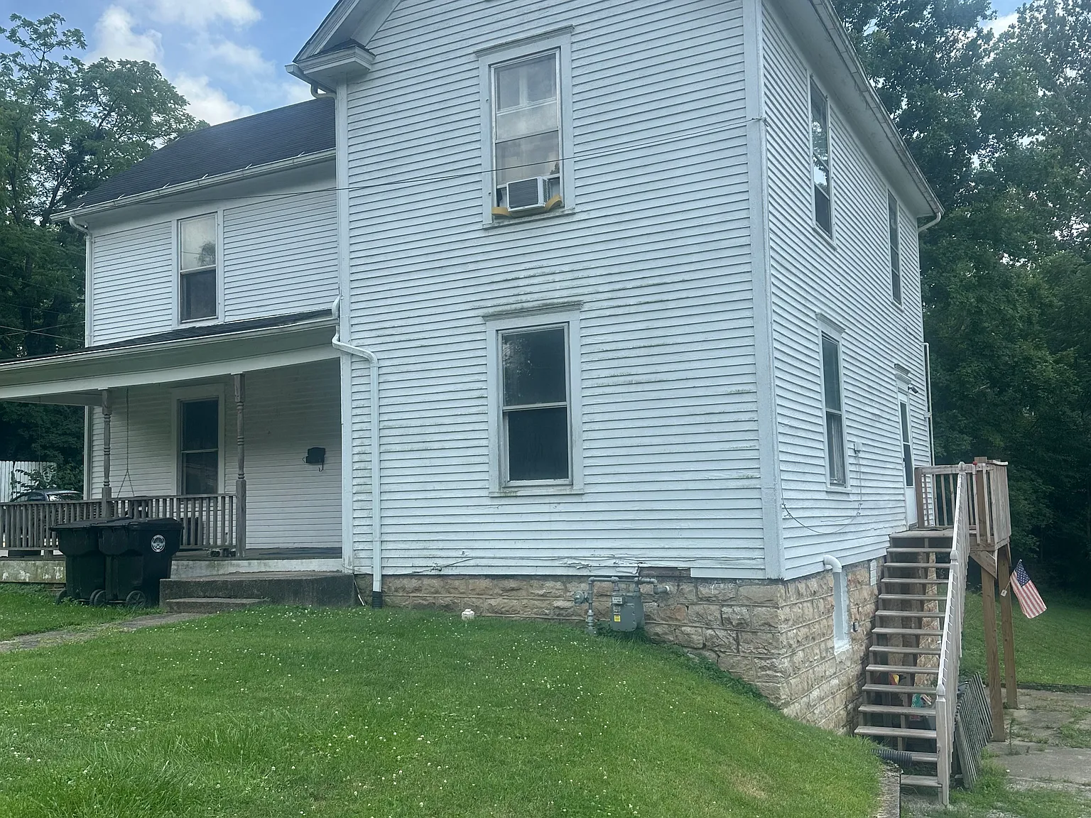 432 West Main Street — Photo 1
