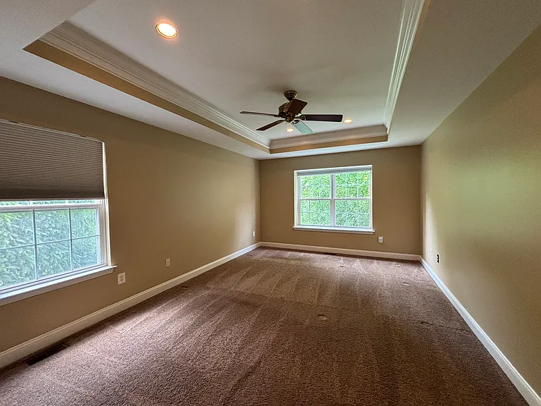 48 Weaver Dr #48 — Photo 16