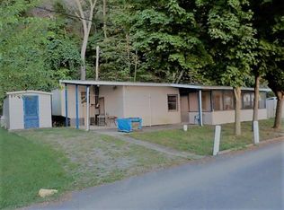 1388 Honoco Rd, Aurora, NY 13026