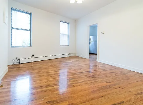 Rented by Greenpoint Properties | media 9
