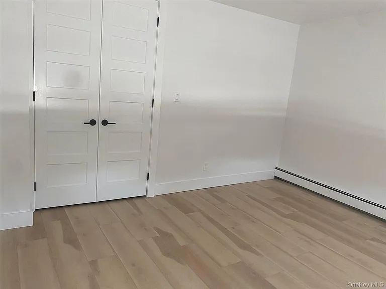 1388 Old Northern Blvd #1 — Photo 13