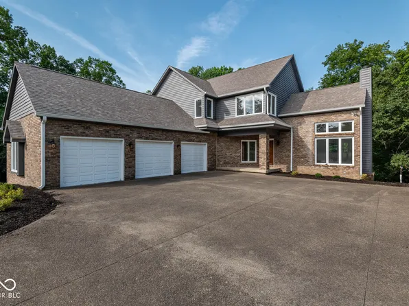 9416 S Harbour Pointe Dr, Bloomington, IN 47401