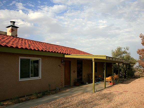 2nd image of 62476 Hacienda Dr