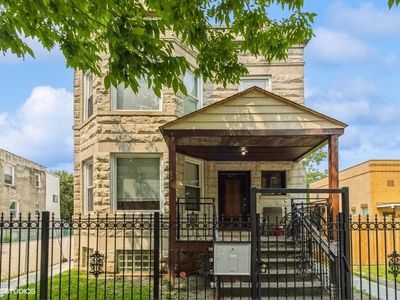 620 N Kedzie Ave, Chicago, IL, 60612