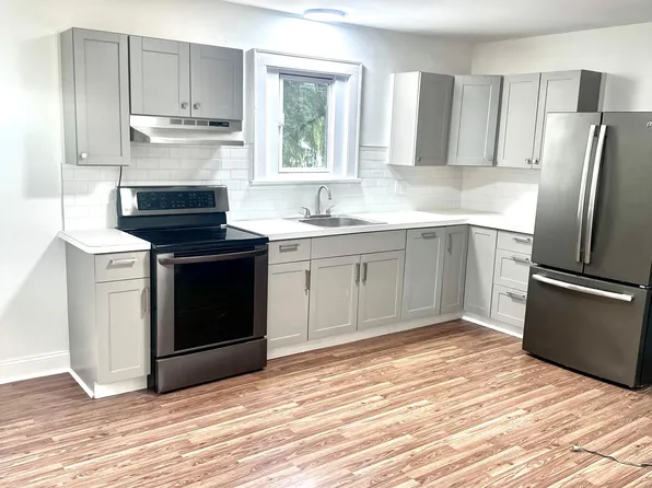 43 Warner St, Waterbury, CT 06704