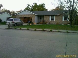 805 Chancellor Dr, Edwardsville, IL 62025