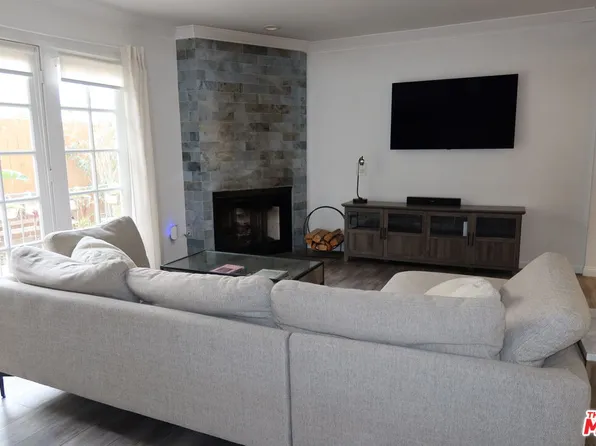 944 Palm Ave APT 2, West Hollywood, CA 90069