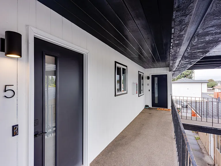 15565 Tracy St #5 — Photo 3