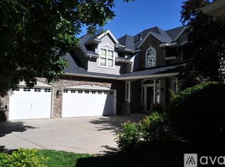 1364 N Park Dr, Lafayette, CO 80026