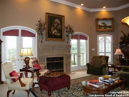4th image of 680 Five Oaks Cir