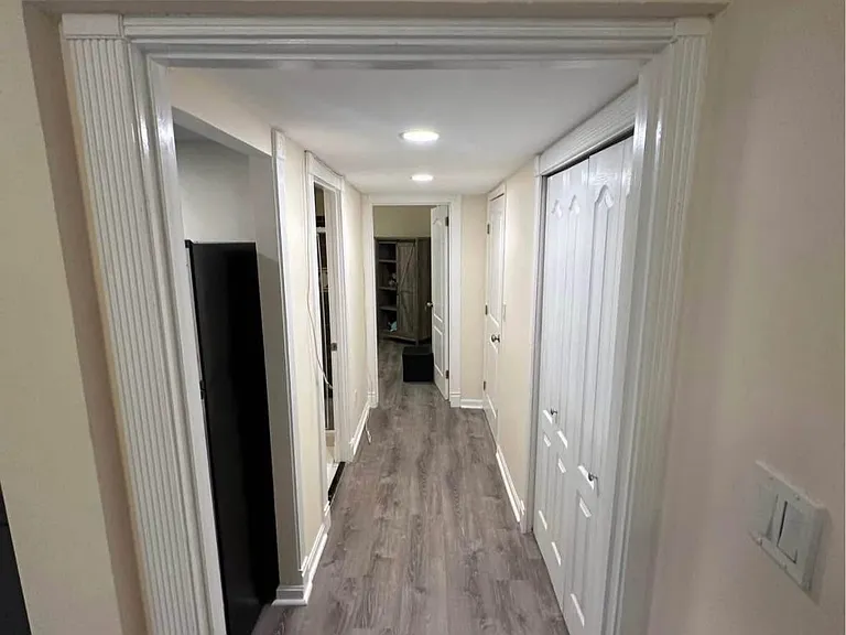 1644 Valencia Way — Photo 7