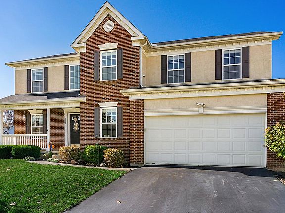 3rd image of 114 Carolyn Ln