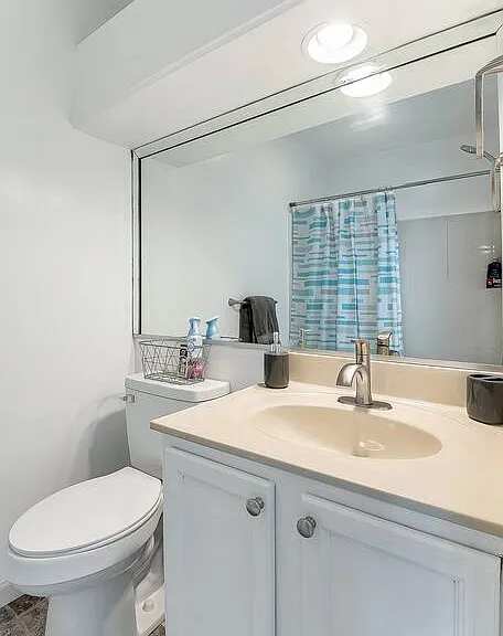 Bathroom 2