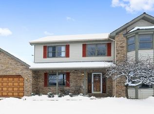 5057 Boulders Dr, Gurnee, IL 60031