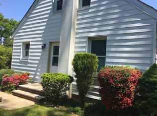 23 Englewood Ave, Nanuet, NY 10954