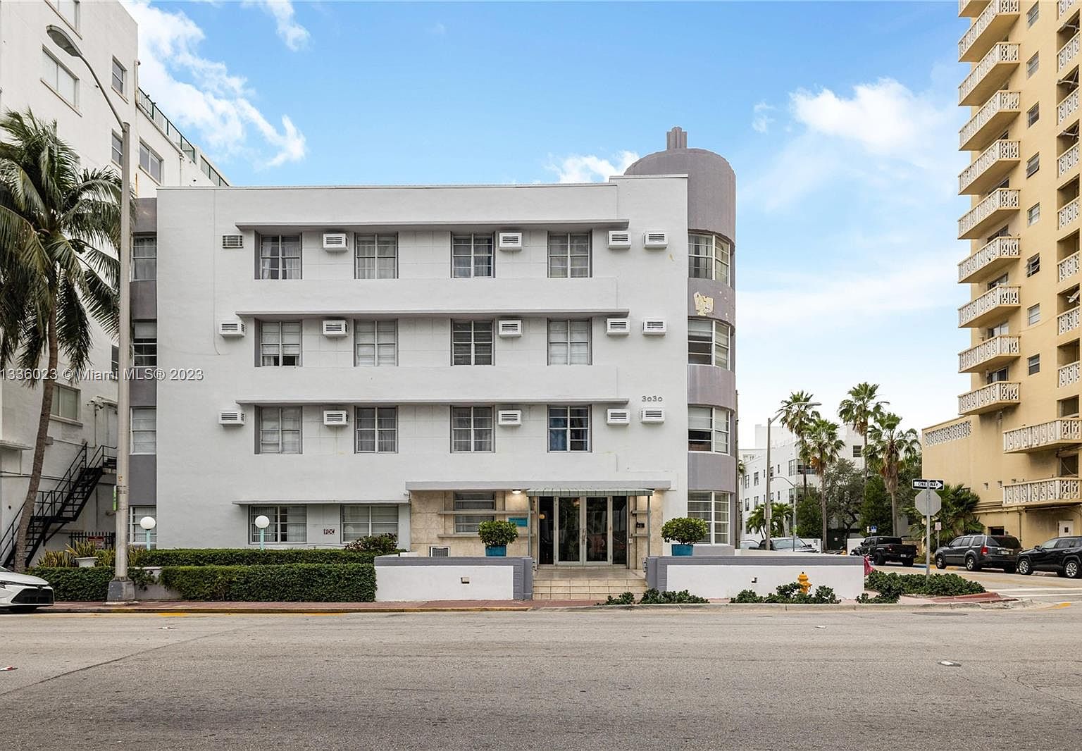 3030 Collins Ave APT 4C, Miami Beach, FL 33140 Zillow