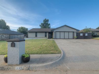 320 E Meade Dr, Yukon, OK, 73099