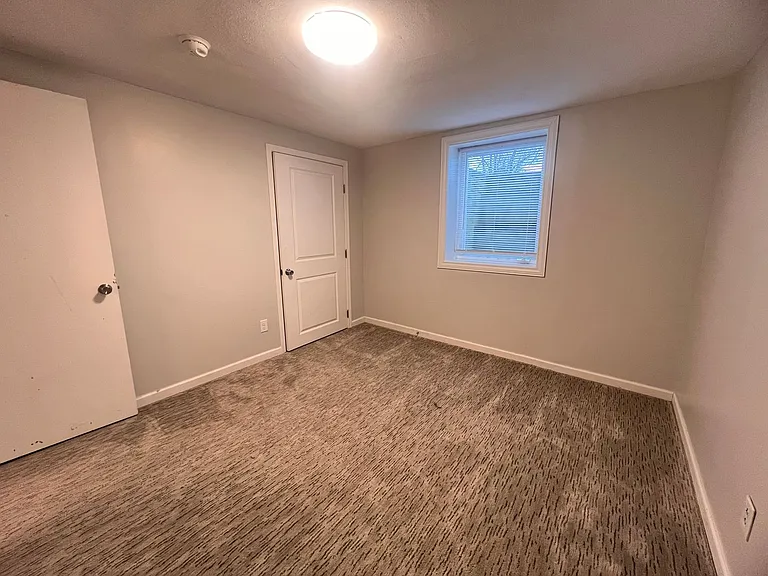 964 Rosewood St — Photo 21