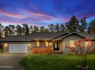 8235 N Highlander Loop, Palmer, AK 99645