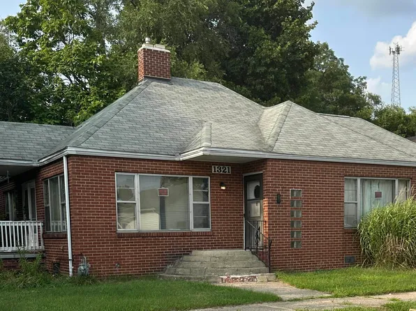 1321 Grace St, South Bend, IN 46619