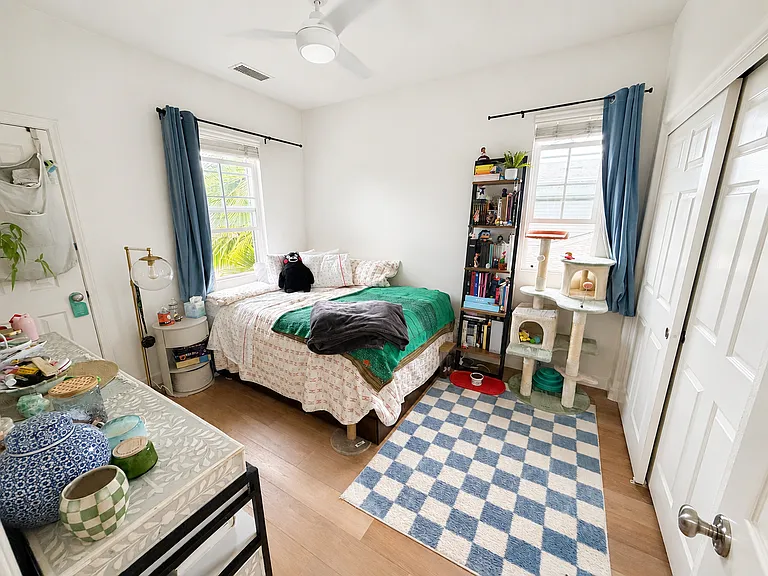 656 Seaward Ave — Photo 11