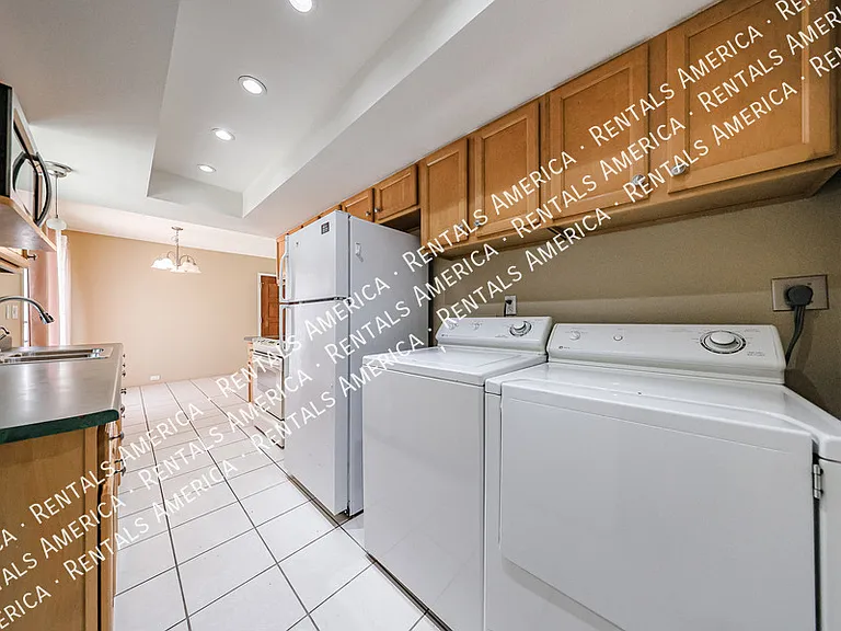 4809 E Euclid Ave #1 — Photo 14