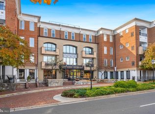 10328 Sager Ave UNIT 424, Fairfax, VA