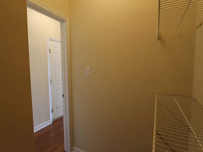 316 Ross Ct — Photo 10