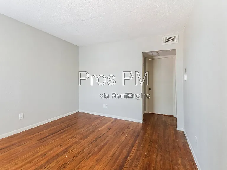 5317 Junius St #212 — Photo 6