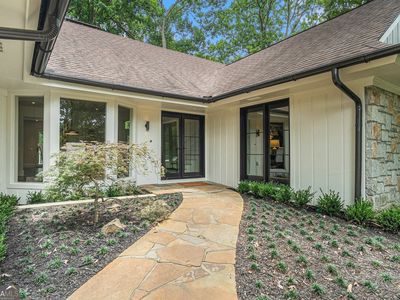 615 Colebrook Ct, Atlanta, GA, 30327