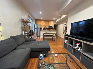 73 Thatcher St APT 401, Brookline, MA 02446