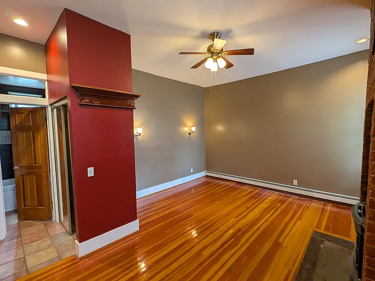 24 Prince St #1-D — Photo 12