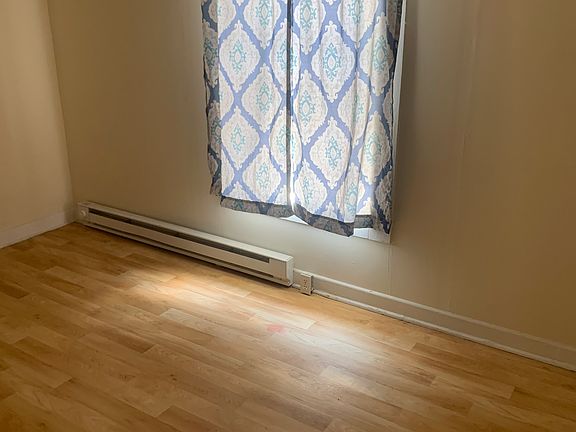 5th image of 18 Bobo St