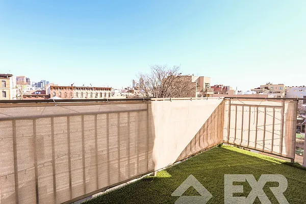 Rented by EXR | media 31