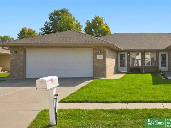2105 Kingswood Cir, Lincoln, NE 68521