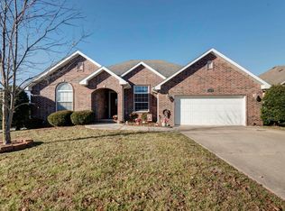 293 Steury Rd, Springfield, MO 65809