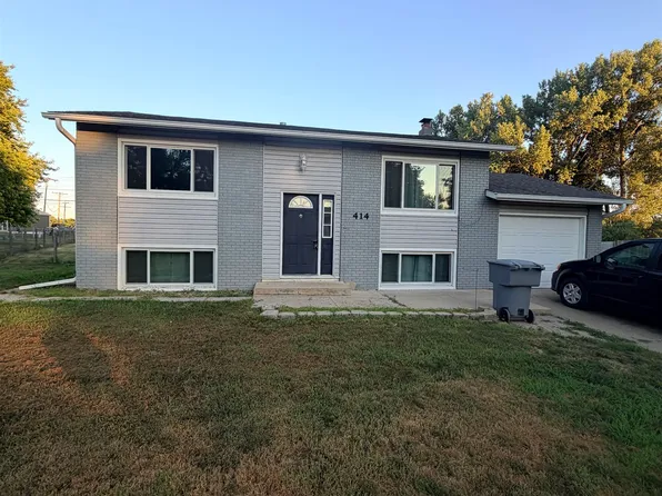 414 Broadmoor Dr, Norfolk, NE 68701