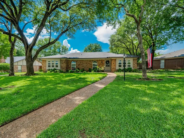 2533 Lakeview Dr, Bedford, TX 76021