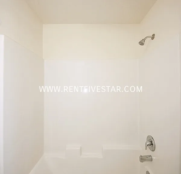 3954 Hawthorne Rd #11A — Photo 11