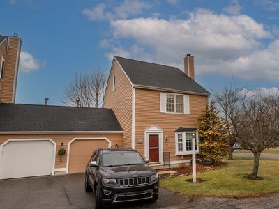 48 Whittier Meadows Dr Unit 48, Amesbury, MA, 01913