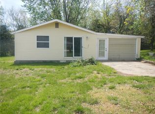 3356 Fishermans Dr, Vassar, KS 66543