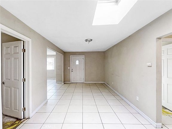 3rd image of 3629 Hope St