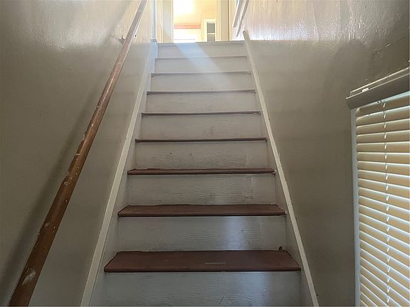 4th image of 337 Cherry Dr