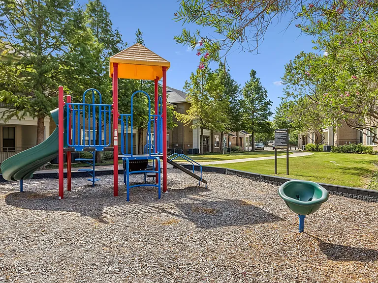 Creekside Townhomes — Photo 26