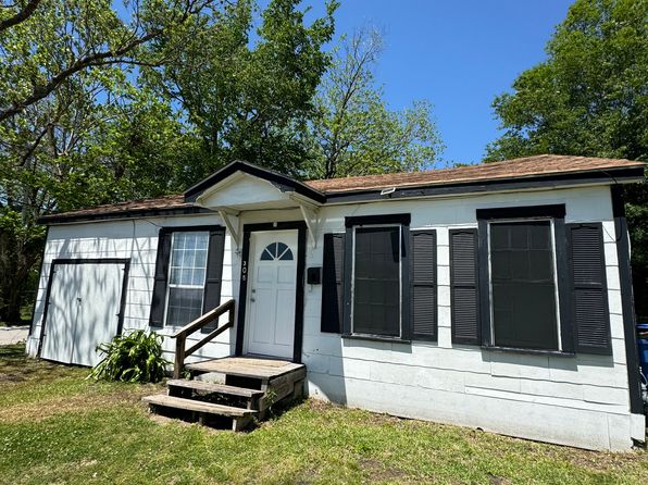 305 Cousart St