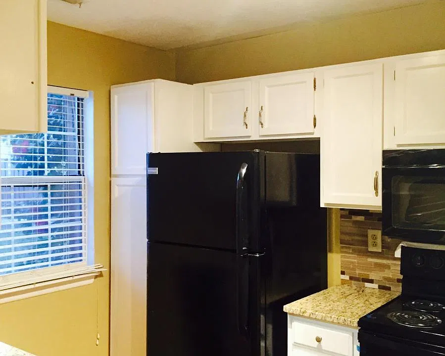 Kitchen pantry