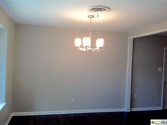 2nd image of 1808 Mission Dr