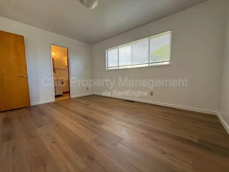 840 Camille Ct — Photo 5